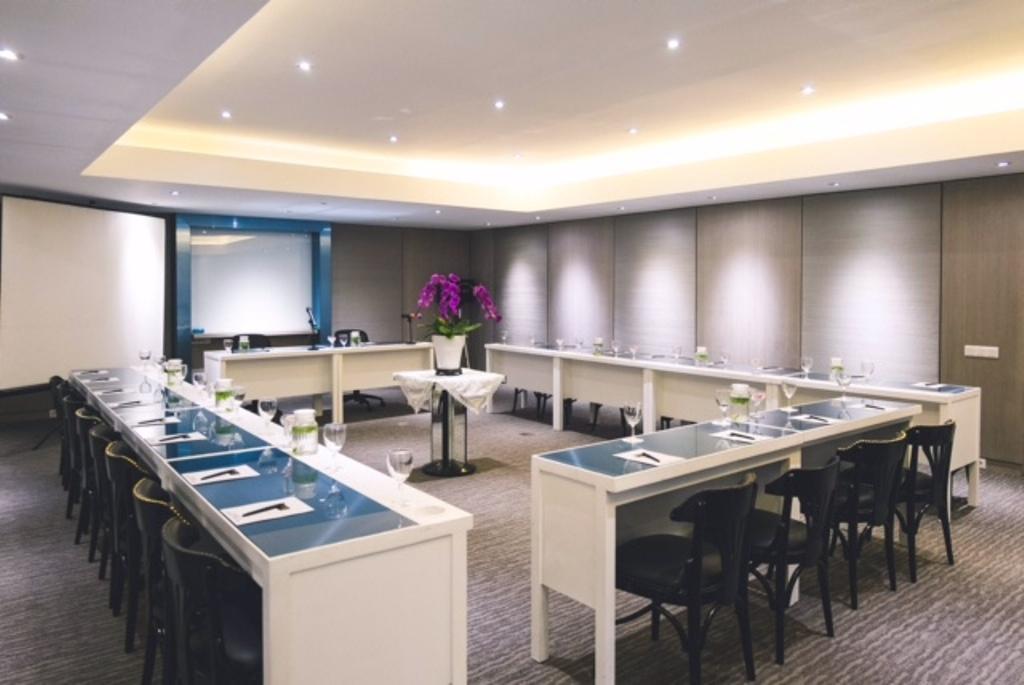Geulis Boutique Hotel Bandung Luaran gambar